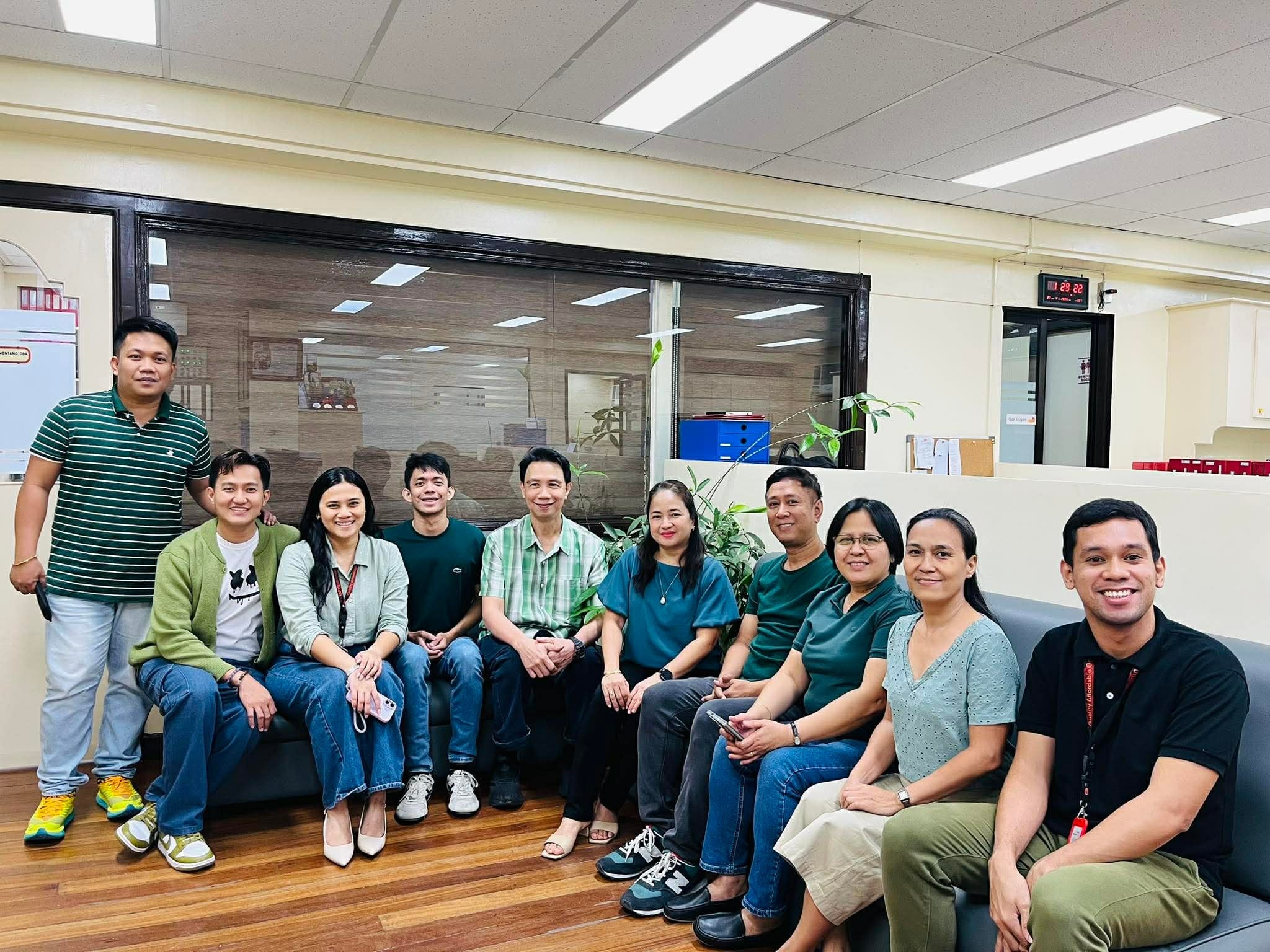 Teamwork: Shining Stronger Together as One UM